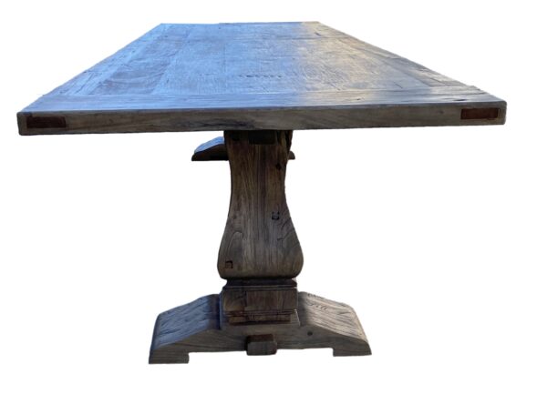 Chelmswood Dining Table